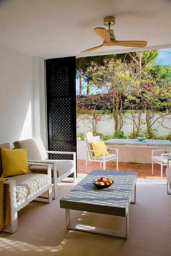 Top Apartment In Los Jardines De Las Golondrinas Marbella