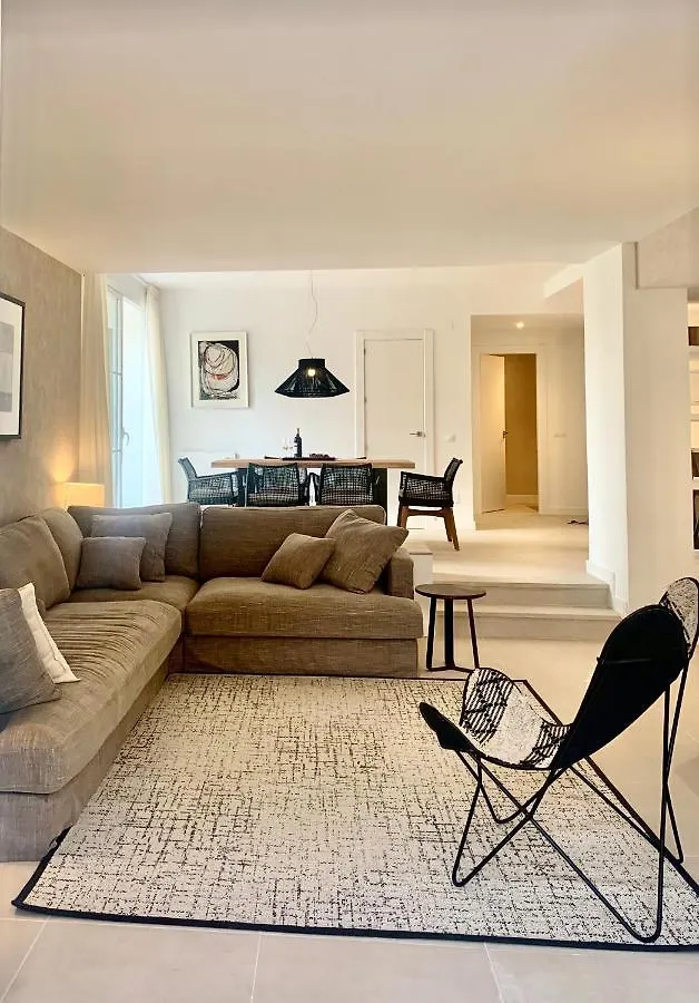 Top Apartment In Los Jardines De Las Golondrinas Marbella