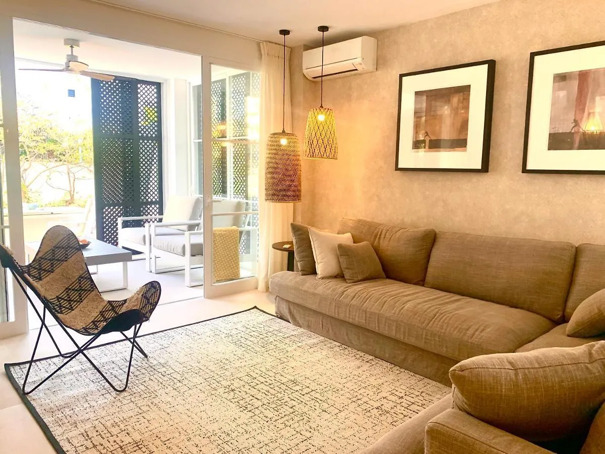 Top Apartment In Los Jardines De Las Golondrinas Marbella Spain