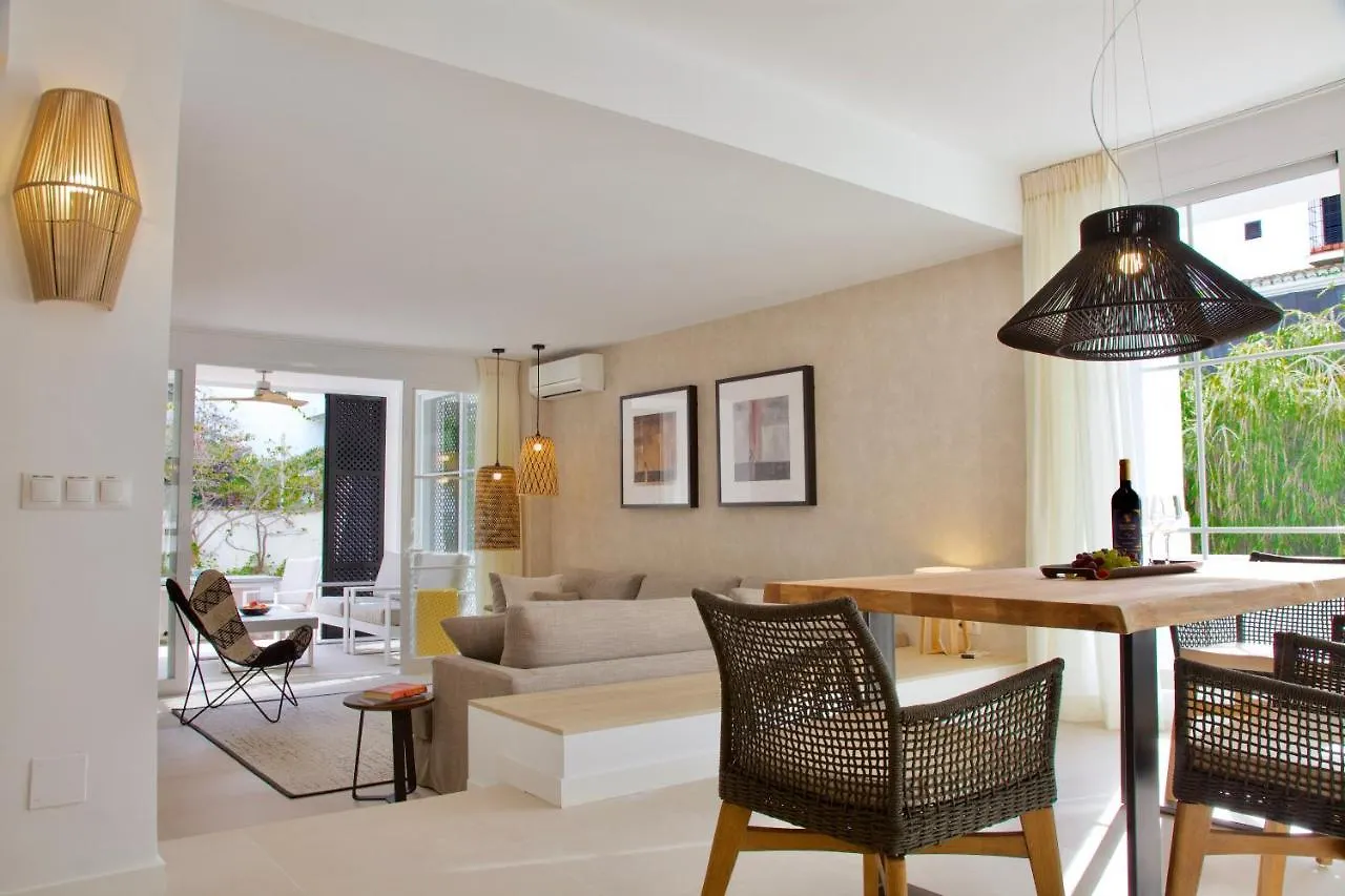 Top Apartment In Los Jardines De Las Golondrinas Marbella